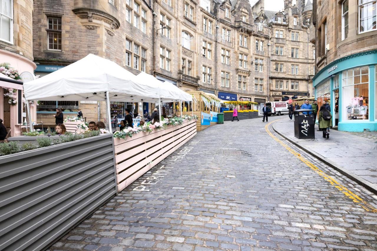 Joivy Sophisticated Near Castle EDI